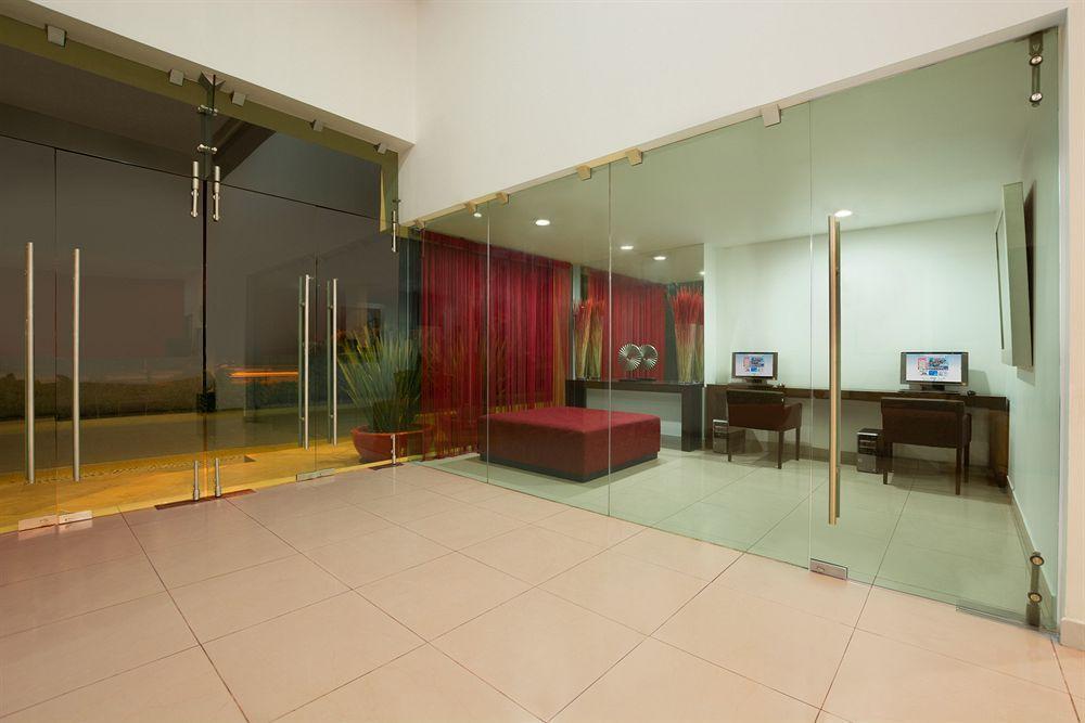 Wyndham Garden Hotel Celaya Celaya  Exterior photo